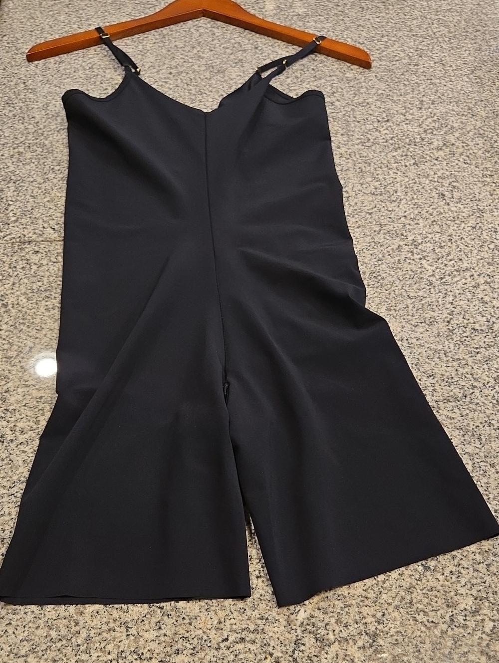 Commando Black Classic Control Bodyshort Bodyfit V-Neck Light Control Size M NWT - Picture 5 of 12